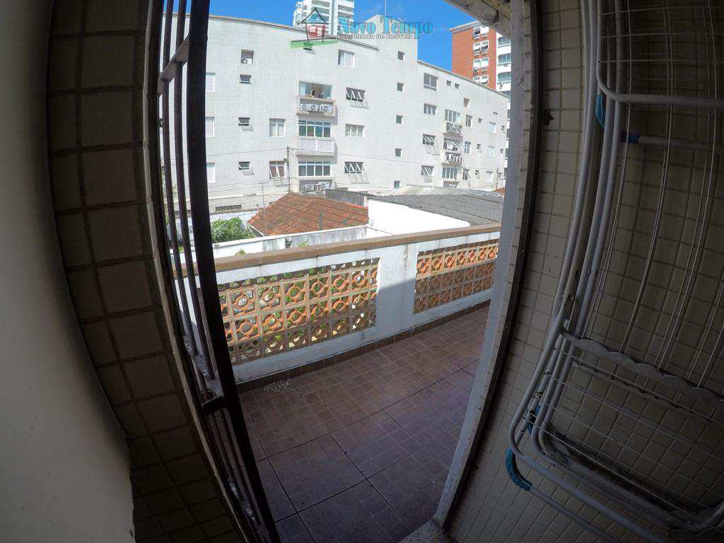 Casa em Santos, no bairro Boqueirão