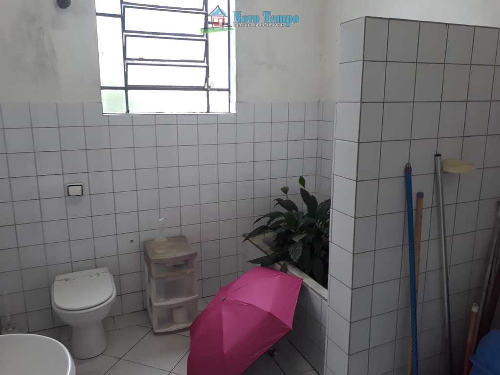 Casa em Santos, no bairro Estuário
