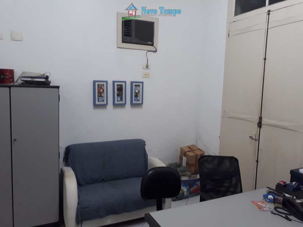 Casa em Santos, no bairro Estuário