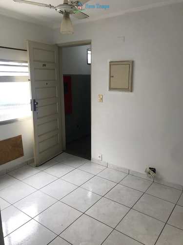Apartamento, código 11634 em Santos, bairro Aparecida