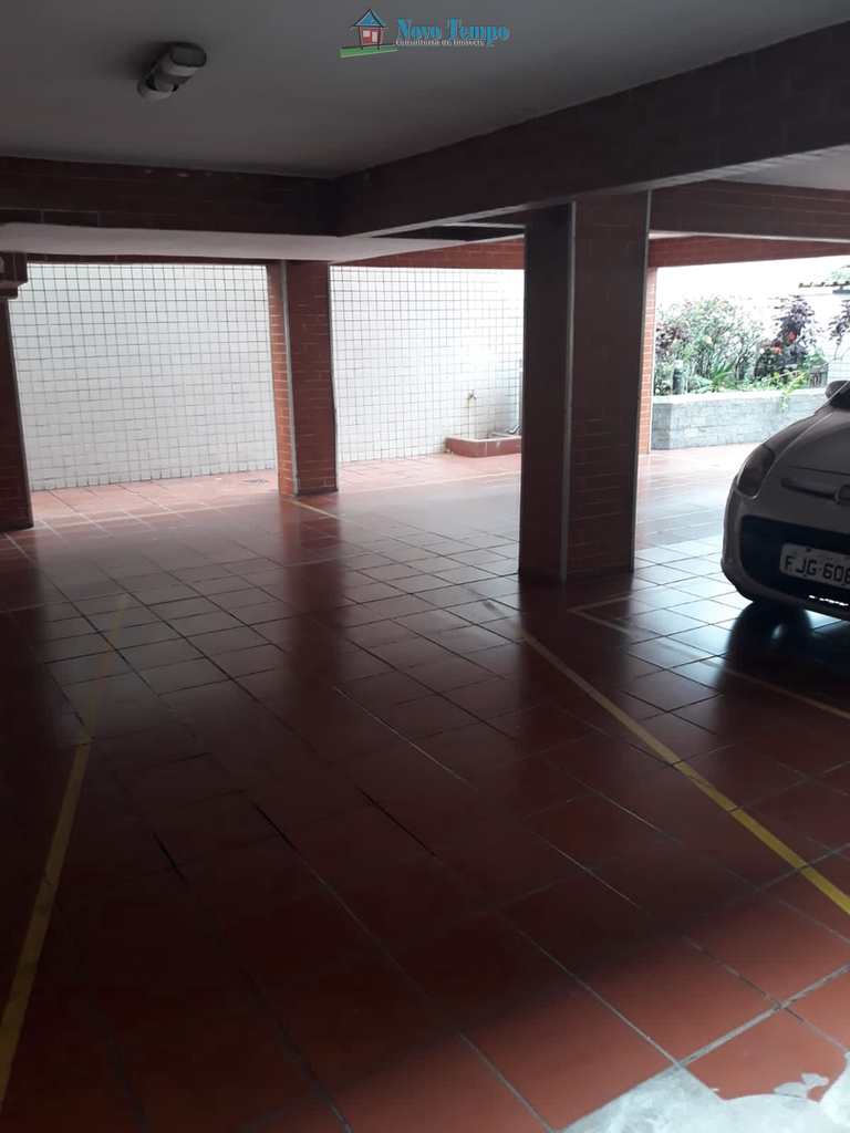 Apartamento em Santos, no bairro Estuário