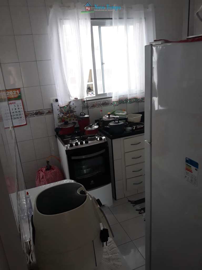 Apartamento em Santos, no bairro Estuário