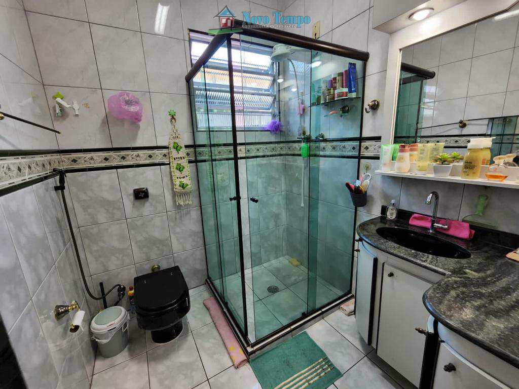 Casa em São Vicente, no bairro Catiapoa