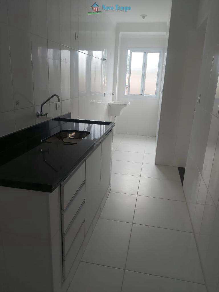 Casa em São Vicente, no bairro Parque Bitaru