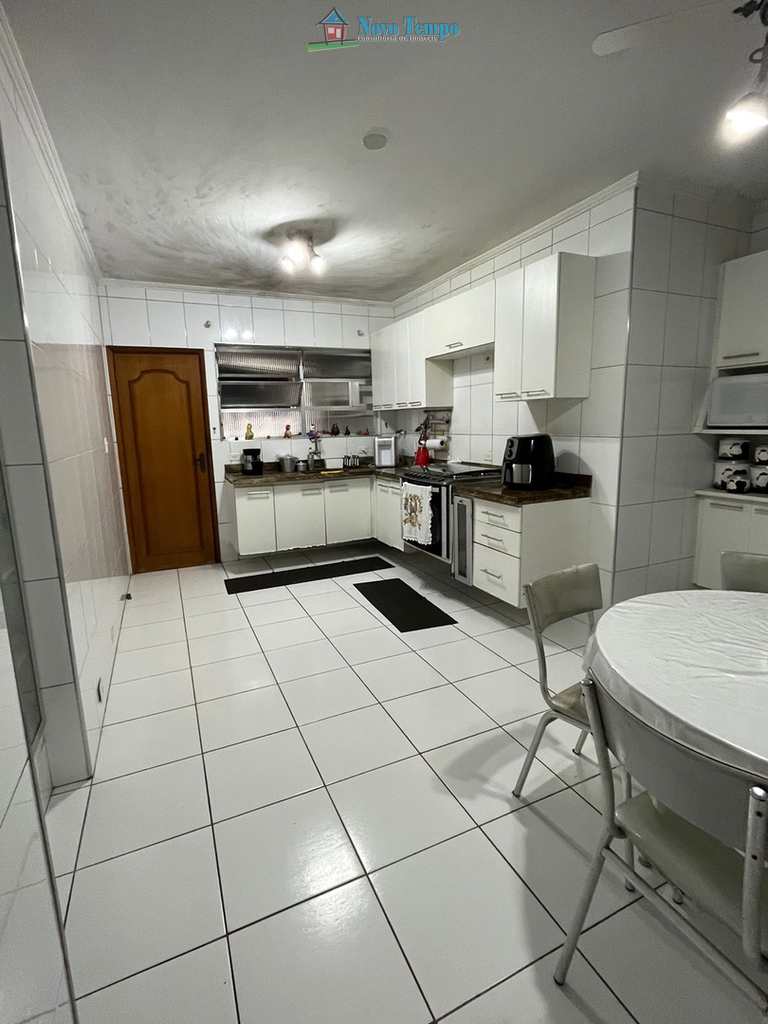 Apartamento em Santos, no bairro Aparecida