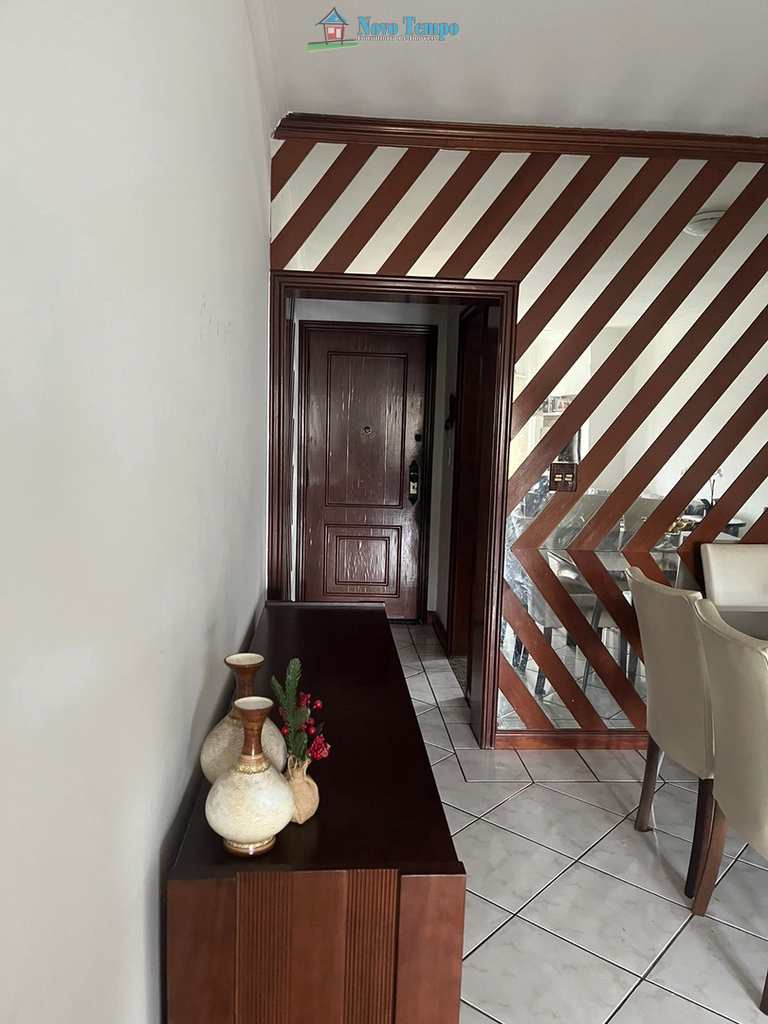 Apartamento em Santos, no bairro Aparecida