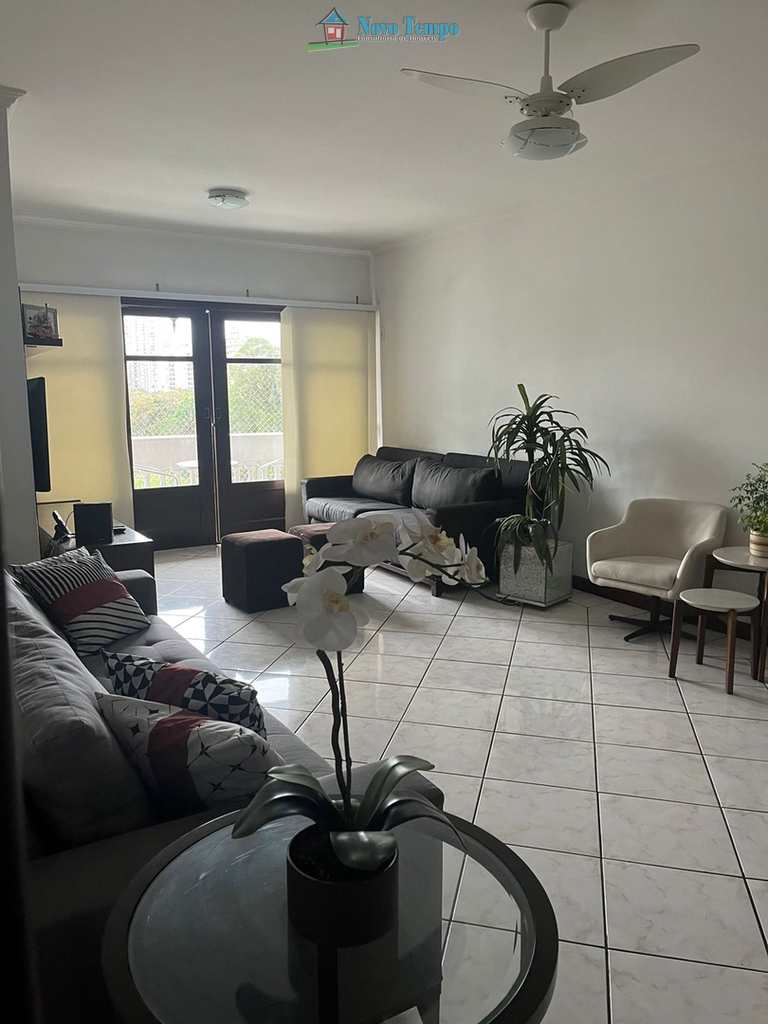 Apartamento em Santos, no bairro Aparecida