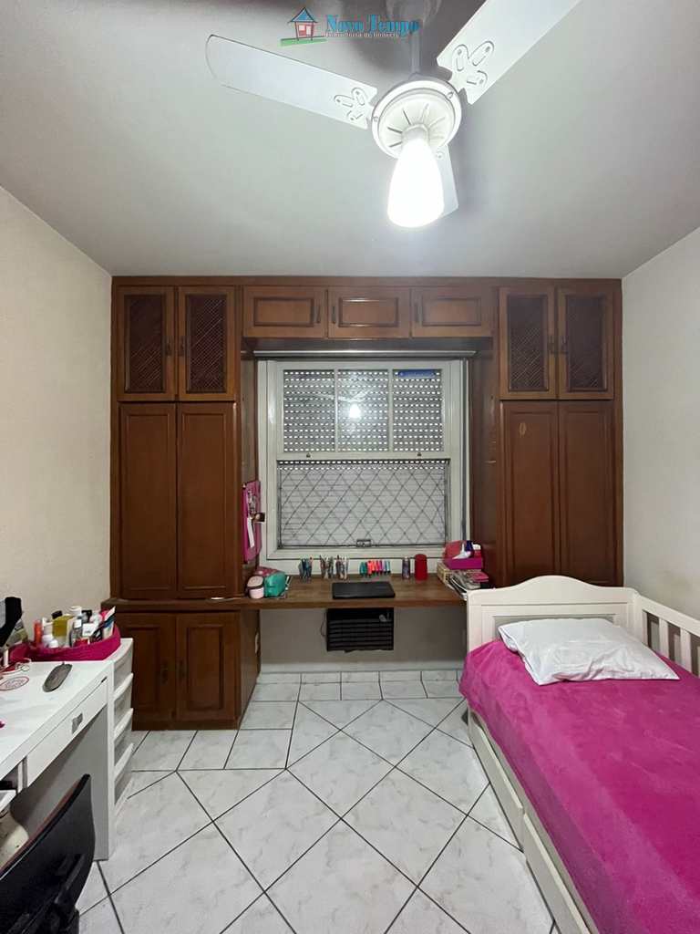 Apartamento em Santos, no bairro Aparecida