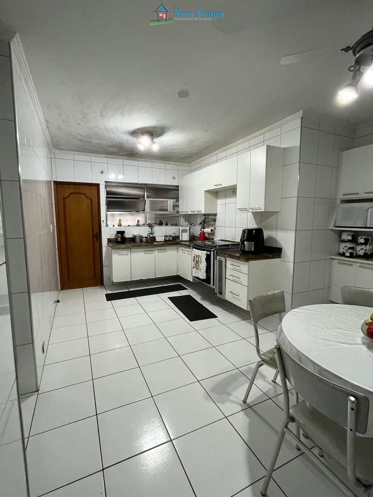 Apartamento em Santos, no bairro Aparecida
