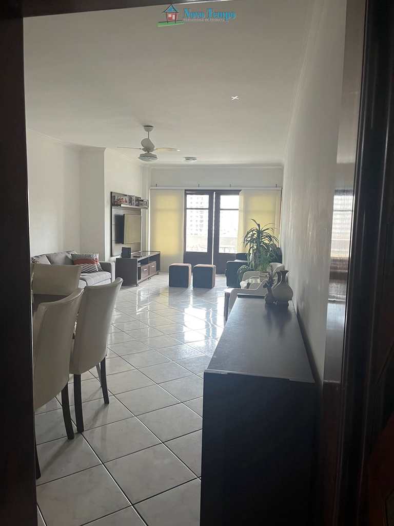Apartamento em Santos, no bairro Aparecida
