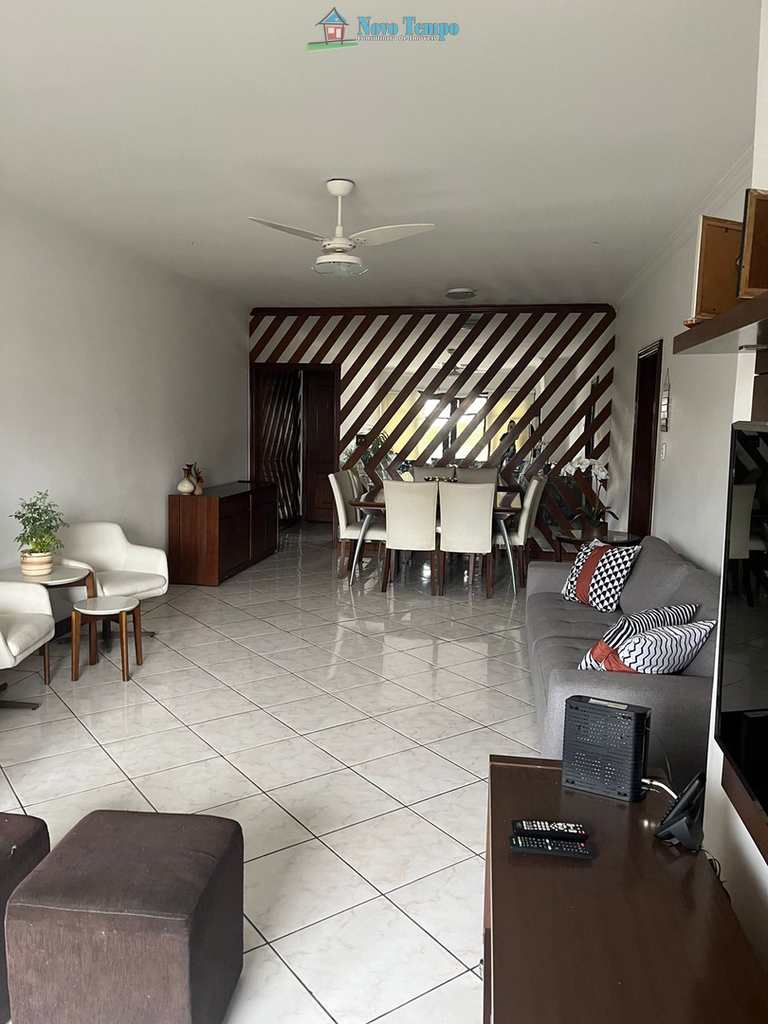 Apartamento em Santos, no bairro Aparecida