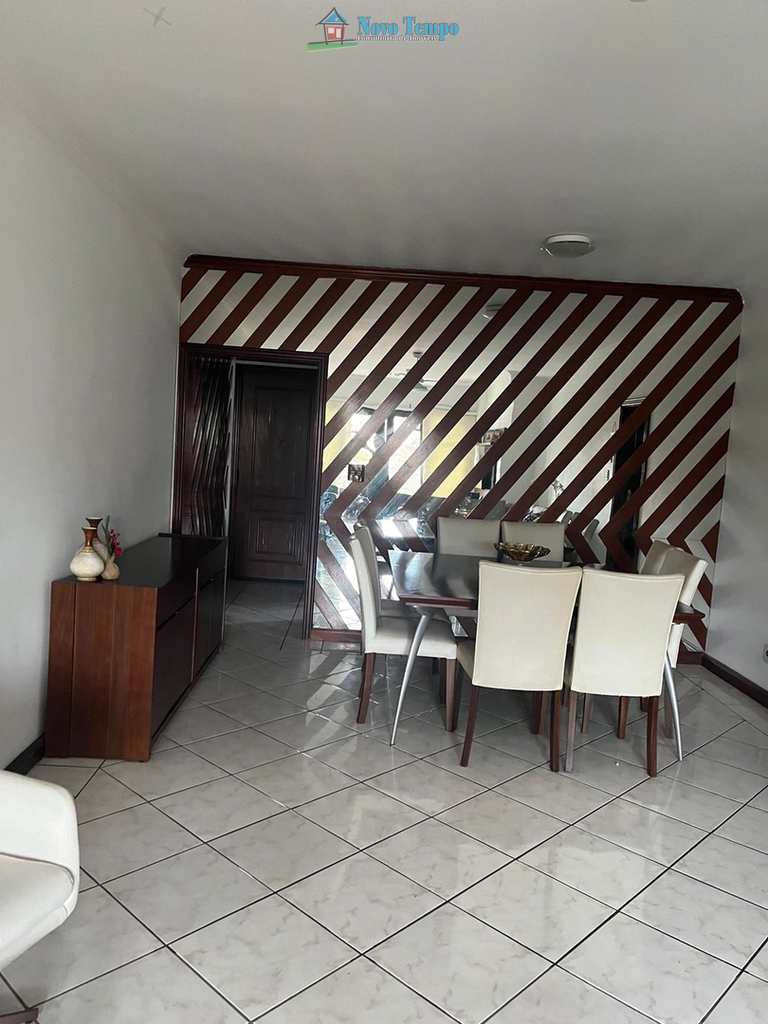 Apartamento em Santos, no bairro Aparecida