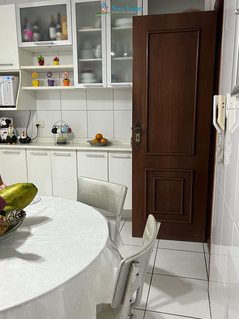 Apartamento em Santos, no bairro Aparecida