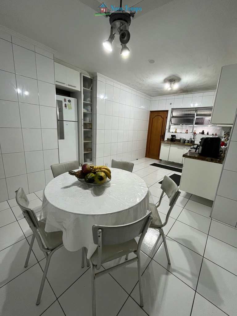 Apartamento em Santos, no bairro Aparecida