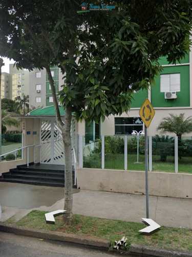 Apartamento, código 11839 em Santos, bairro Embaré