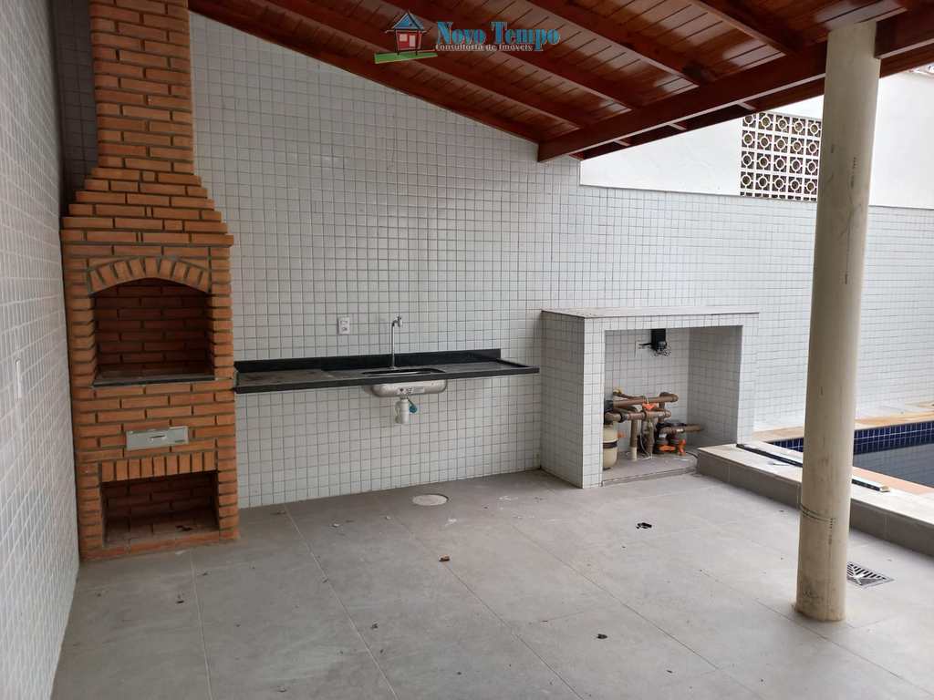 Casa em Santos, no bairro Campo Grande