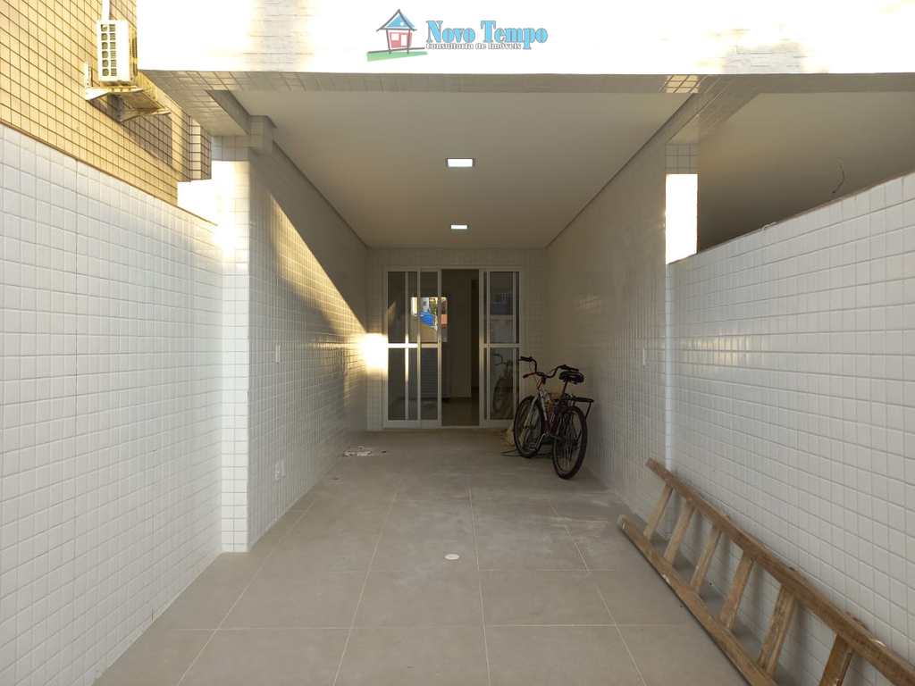 Casa em Santos, no bairro Campo Grande