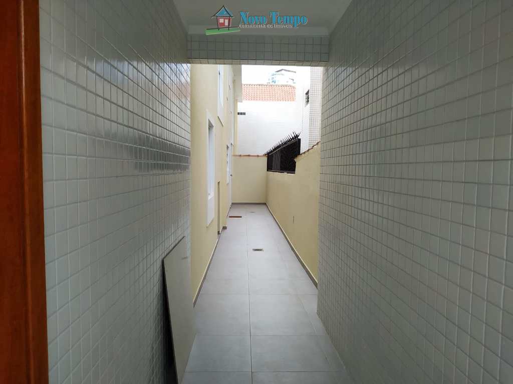Sobrado em Santos, no bairro Boqueirão