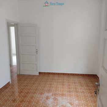 Apartamento em Santos, bairro Macuco