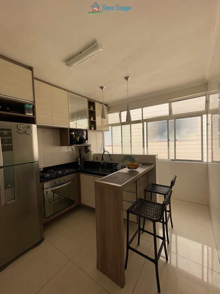Apartamento em São Vicente, no bairro Itararé