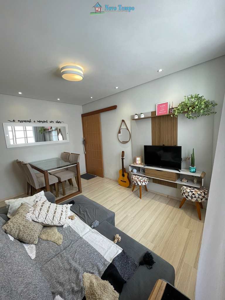 Apartamento em São Vicente, no bairro Itararé