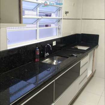 Sobrado de Condomínio em Santos, bairro Estuário