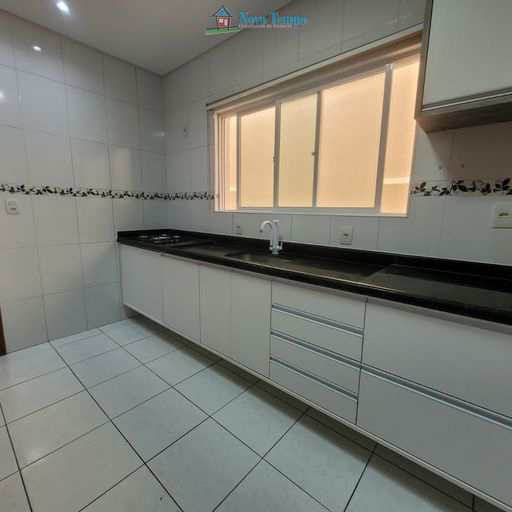 Casa em Santos, no bairro Estuário