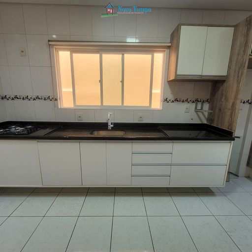 Casa em Santos, no bairro Estuário
