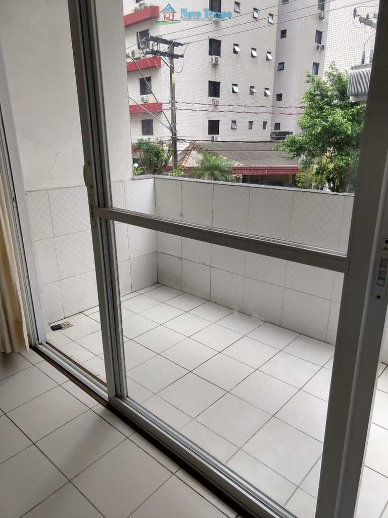Apartamento em São Vicente, no bairro Itararé