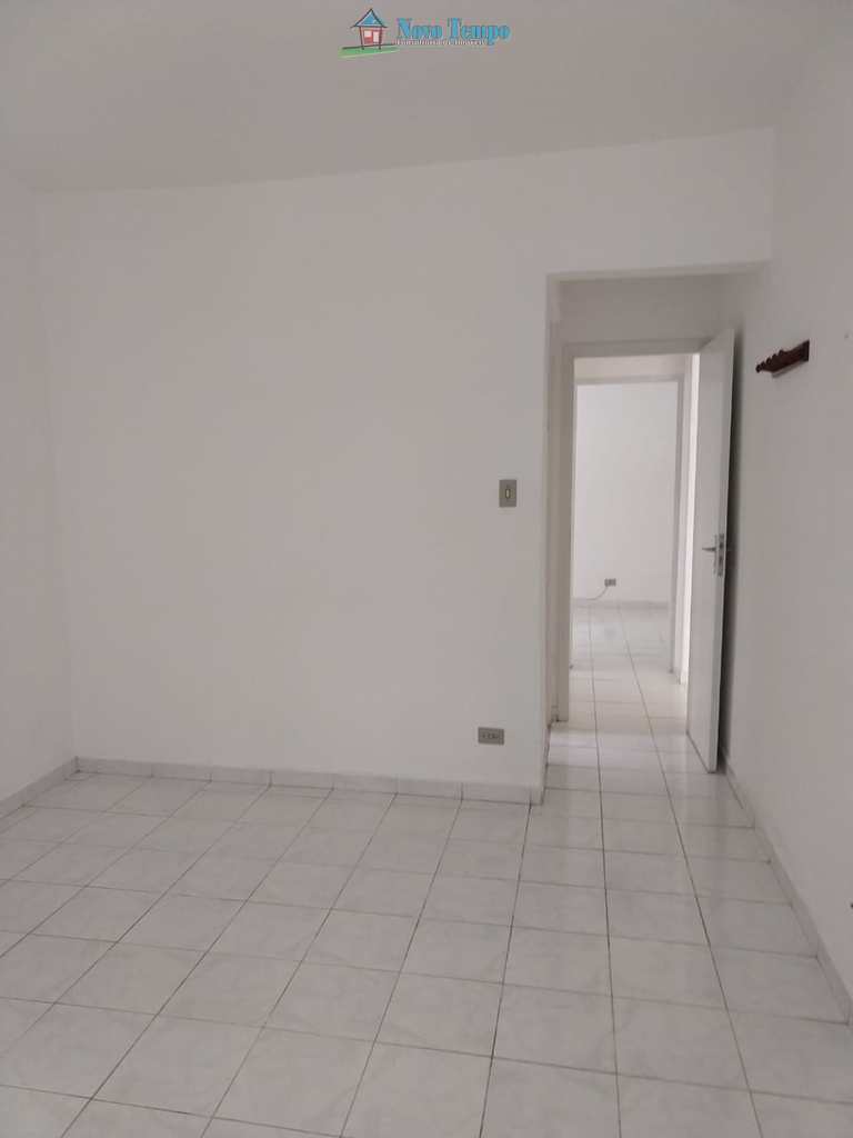 Apartamento em São Vicente, no bairro Itararé