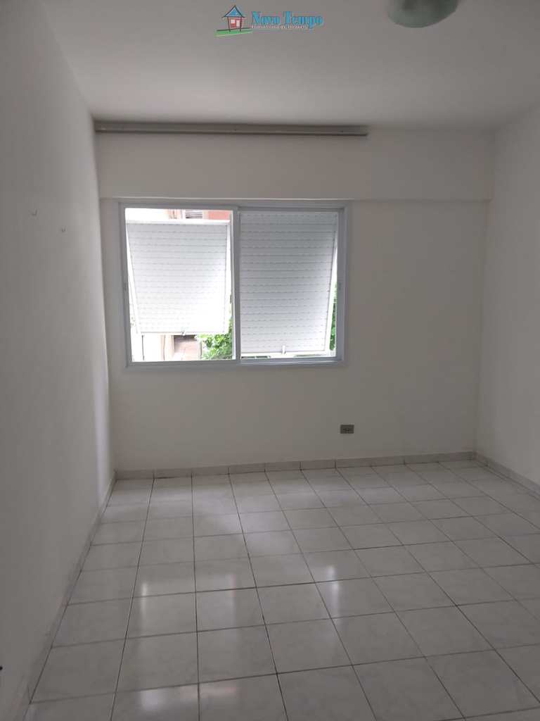 Apartamento em São Vicente, no bairro Itararé