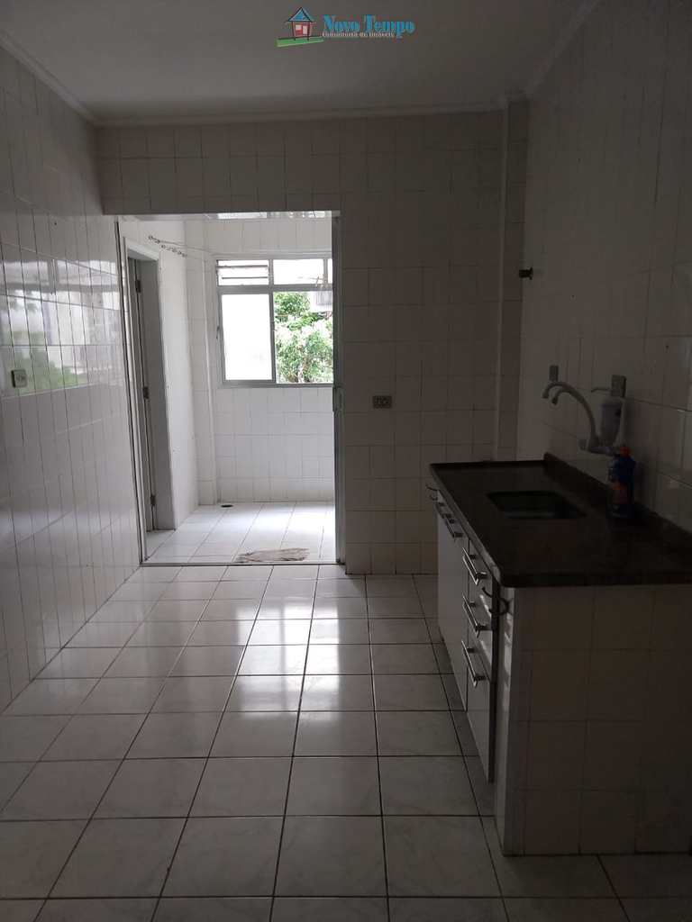 Apartamento em São Vicente, no bairro Itararé