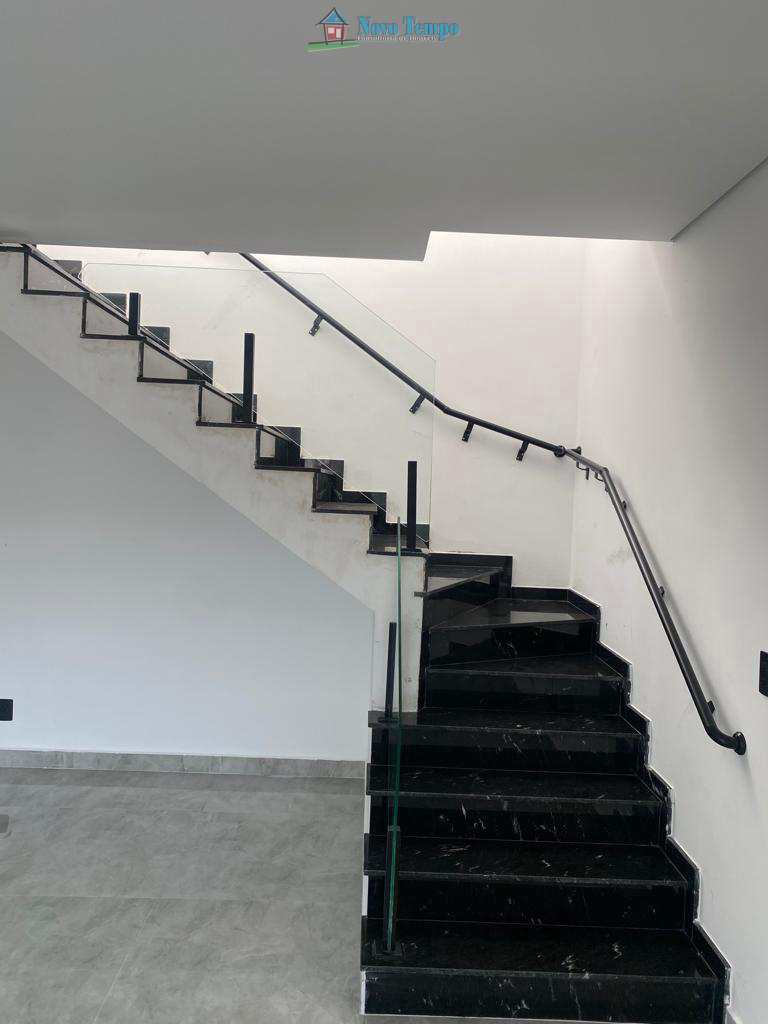 Casa em Santos, no bairro Boqueirão