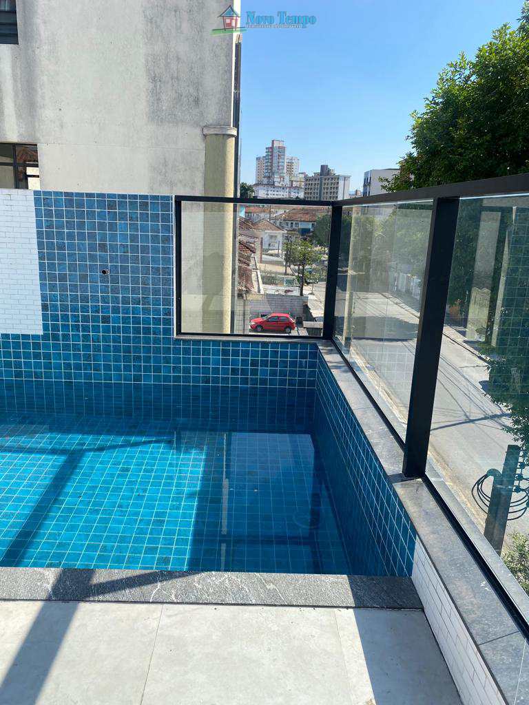 Casa em Santos, no bairro Boqueirão