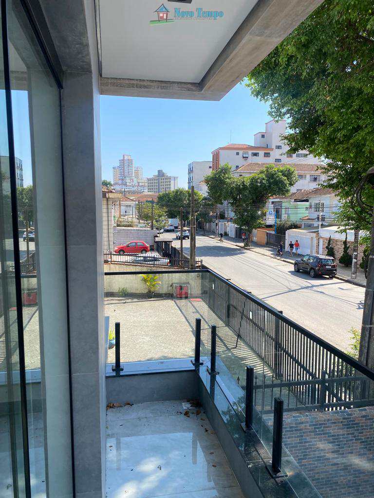 Casa em Santos, no bairro Boqueirão