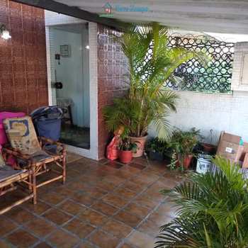 Sobrado em São Vicente, bairro Vila São Jorge