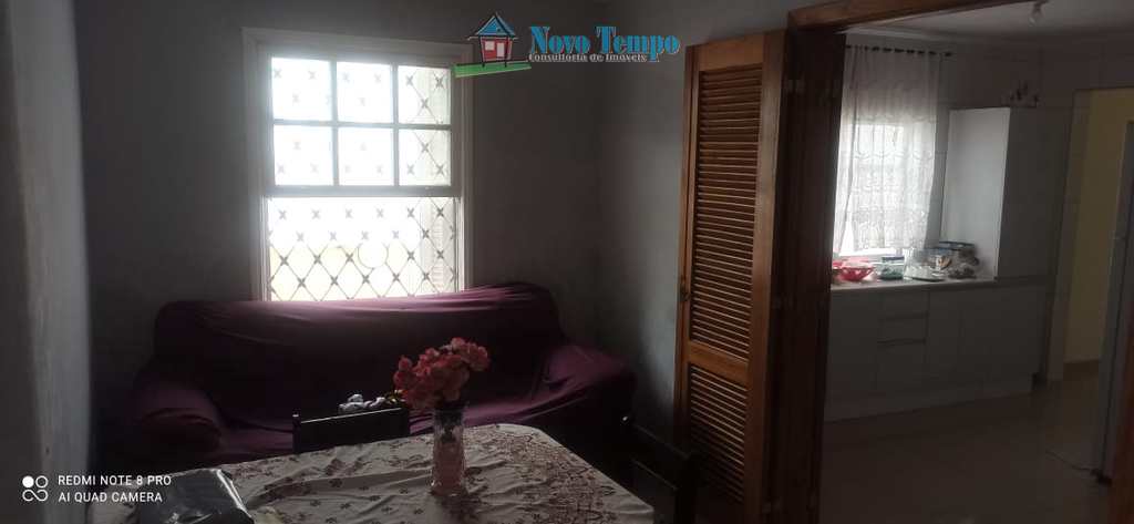 Casa em Santos, no bairro Santa Maria