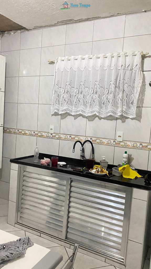 Casa em Santos, no bairro Castelo