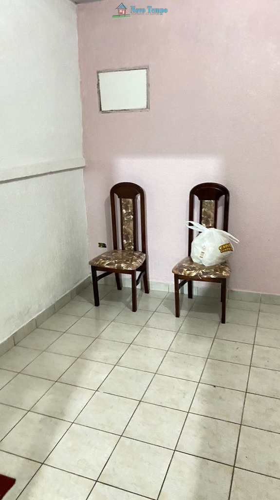 Casa em Santos, no bairro Castelo