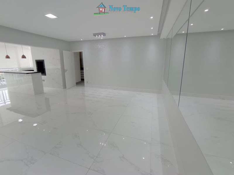 Apartamento em Santos, no bairro Marapé