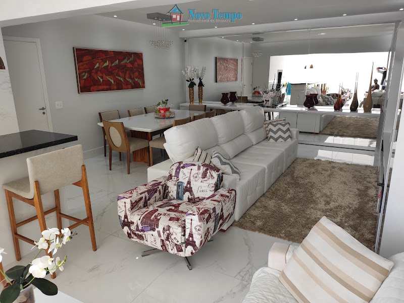Apartamento em Santos, no bairro Marapé