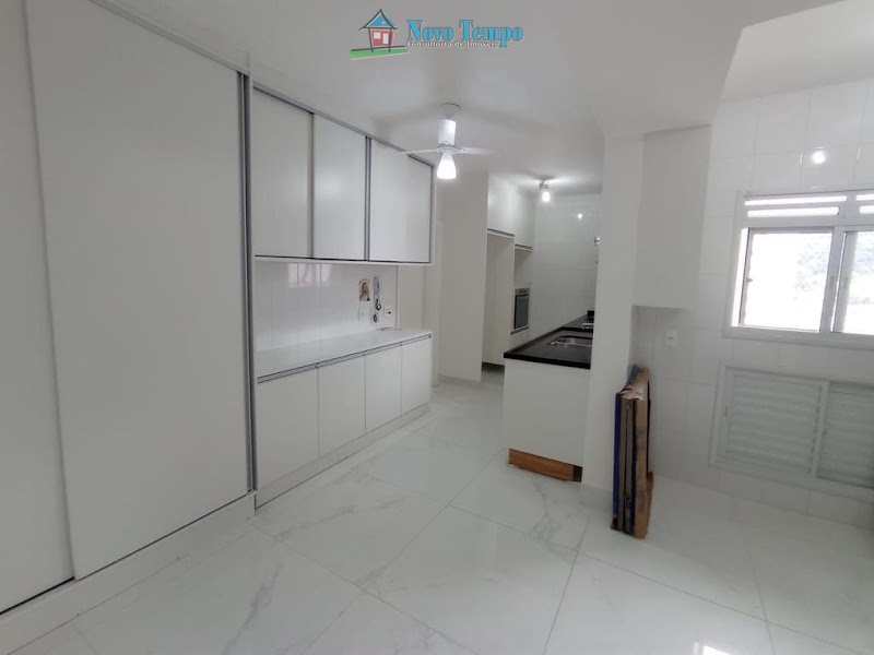 Apartamento em Santos, no bairro Marapé
