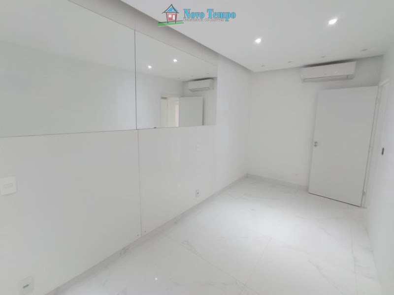 Apartamento em Santos, no bairro Marapé