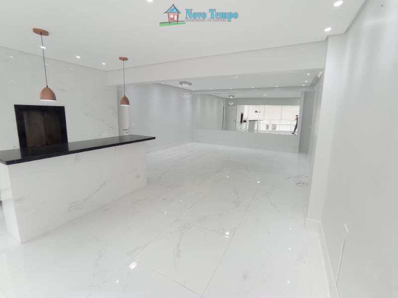 Apartamento em Santos, no bairro Marapé