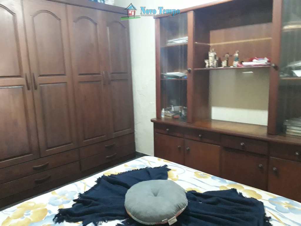 Casa em Santos, no bairro São Jorge