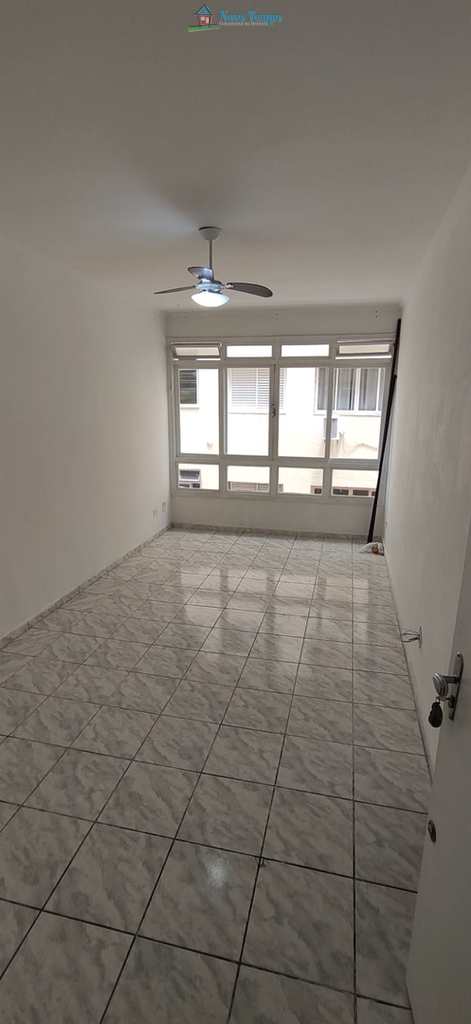 Apartamento em São Vicente, no bairro Centro