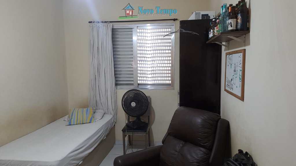 Casa em Santos, no bairro São Jorge