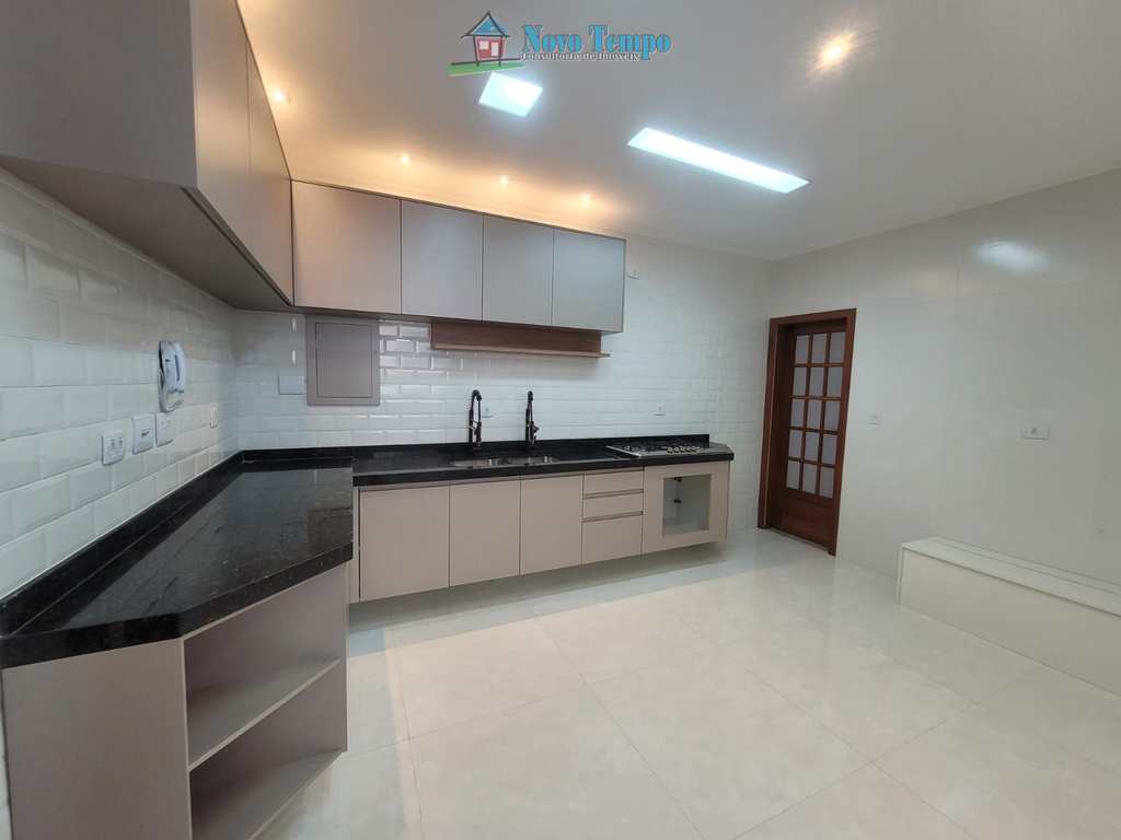 Casa em Santos, no bairro Gonzaga