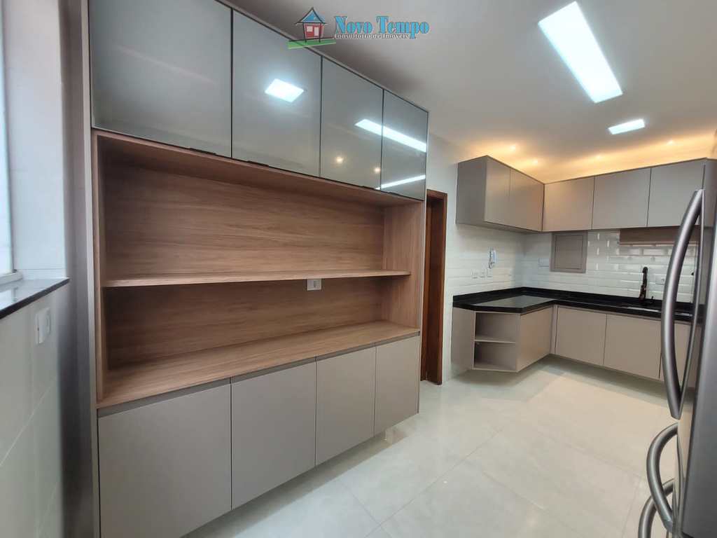 Casa em Santos, no bairro Gonzaga
