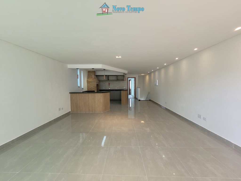 Casa em Santos, no bairro Gonzaga